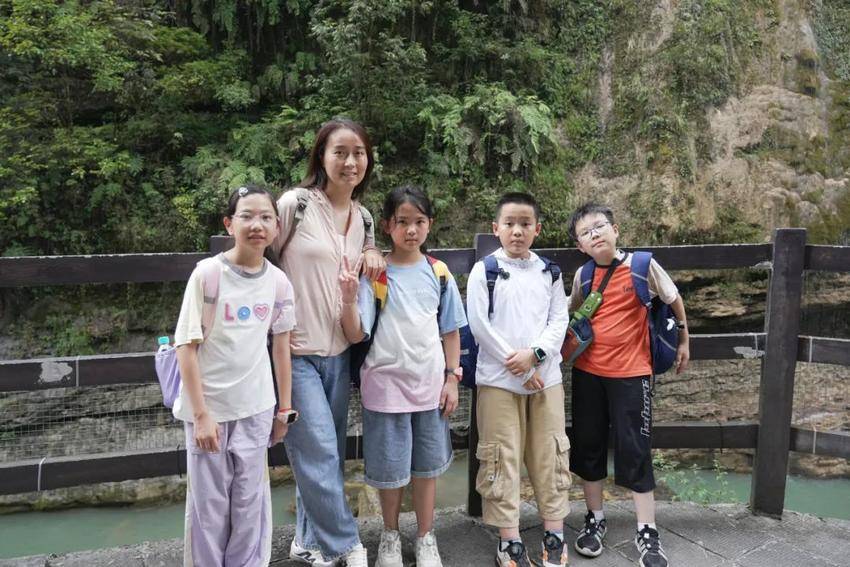 从珠江到清江：广州伢跨越千里，解码恩施风情与地质秘境.docx
